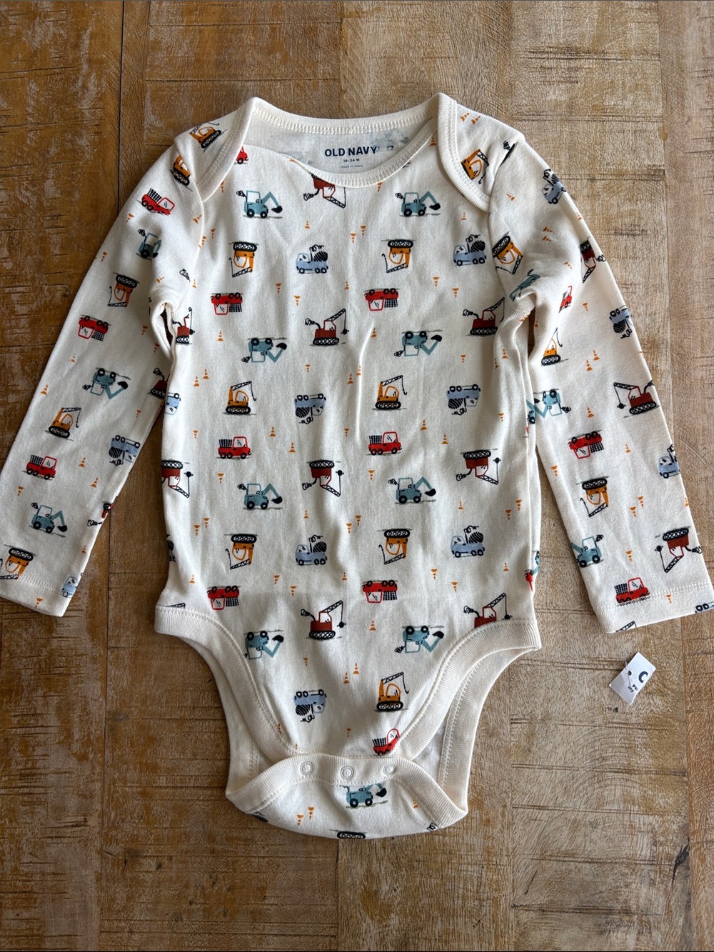NWT Boys Long-Sleeve Bodysuits 12-18m - Picture 3 of 14
